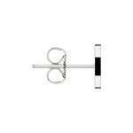 Liebeskind Berlin Ohrstecker mit einem filigran geprägtem Münzmotiv in der Farbe silber Seitenansicht