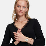 Tamaris Armband mit feiner Kette mit Lebensbaum-Motiv in der Farbe gold Tragebild