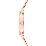 Tamaris Armbanduhr mit silbernem Zifferblatt, glassteinbesetzter Lünette, roségoldenem Gehäuse und teilmatt roségoldenem Edelstahlband Seitenansicht