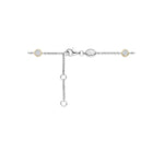 Das Ti Sento Milano Armband von Ti Sento Milano verfügt über eine zarte Kette mit zwei goldfarbenen Diamanten, einen verstellbaren Verschluss und drei Längenoptionen - elegant auf weißem Hintergrund.
