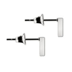 LIEBESKIND BERLIN Ohrstecker - The Geometric von Liebeskind Berlin: minimalistische silberne Ohrstecker mit Schmetterlingsverschluss auf weißem Grund - ein Must-Have für jede Schmuckliebhaberin.