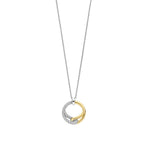 Die Ti Sento Milano Halskette von Ti Sento Milano zeigt ineinander verschlungene Gold- und Silberkreise mit funkelnden Zirkonia an einer feinen Kette - eine zeitlose Halskette, die sich elegant auf weißem Grund präsentiert.