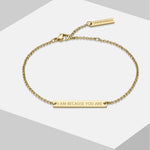 Liebeskind Berlin Armband bestehend aus einer filigranen, goldenen Kette und einer gravierten Edelstahlplatte mit Gravur-Möglichkeit auf der Rückseite; Zusatzbild