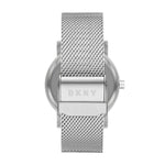 Die DKNY Armbanduhr - Die DKNY Milanaise Allrounder verfügt über ein silbernes Netzarmband mit Milanaiseband und Schließe, das von hinten mit einem eingravierten DKNY-Logo versehen ist.