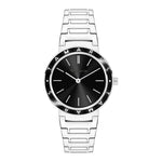 Die Tamaris Armbanduhr - The Modern Classic besticht mit silbernem Edelstahlarmband, schwarzem Zifferblatt, minimalistischen Stundenmarkierungen und TAMARIS-Logo auf der Lünette.