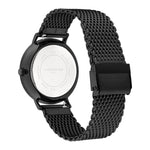 Die LIEBESKIND BERLIN Armbanduhr - Clean Multifunction hat ein schwarzes Meshband und ein graviertes Edelstahlgehäuse und bietet einen eleganten, modernen Look von Liebeskind Berlin.