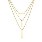 Liebeskind Berlin Halskette bestehend aus einer goldenen Venezianerkette im Layeringstyle und drei Anhängern in Stäbchenform; Produktbild