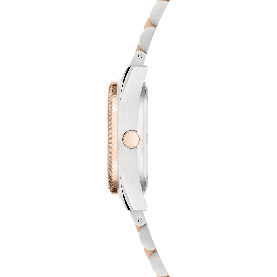 Liebeskind Berlin Armbanduhr mit kleinem silbernem Gehäuse, roségold glänzend-geriffeltem Topring und bicolor Edelstahlband in silber und roségold Seitenansicht