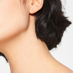 Liebeskind Berlin Ohrsetecker in Sternform, in der Farbe roségold; Tragebild