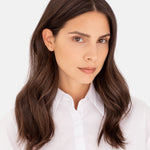 Liebeskind Berlin Ohrstecker in Kreisform, in der Farbe gold; Tragebild 