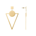 Liebeskind Berlin Ohrhänger bestehend aus einem Ohrstecker in Quadratform und einem dreieckigen Anhänger, in der Farbe gold; Zusatzbild 