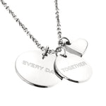 Die LIEBESKIND BERLIN Halskette - Together, Today, Everyday von Liebeskind Berlin hat drei gravierte Anhänger: zwei runde Plättchen mit EVERY DAY und TOGETHER sowie ein kleines Herz - das ideale Geschenk als Liebesbeweis.