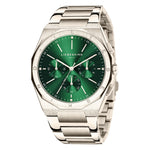 Die LIEBESKIND BERLIN Armbanduhr - The Classic Chronograph verfügt über ein silbernes Metallarmband, ein grünes Zifferblatt mit drei Chronographenzifferblättern und ein Edelstahlgehäuse, das die Marke Liebeskind Berlin präsentiert.