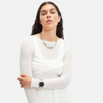 Liebeskind Berlin Armbanduhr mit schwarzem Zifferblatt, silbernem Gehäuse mit Topring, silbernem Edelstahlband und Chronographenwerk Tragebild 