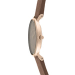 Liebeskind Berlin Armbanduhr mit braunem Ziffernblatt aus Leder, roségoldenem Gehäuse und braunem Lederband Seitenansicht