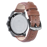 Fynch-Hatton Armbanduhr mit weißem Zifferblatt, Chronographenwerk, silbernem Gehäuse mit aufgesetztem Topring und braunem Lederband; Rückansicht