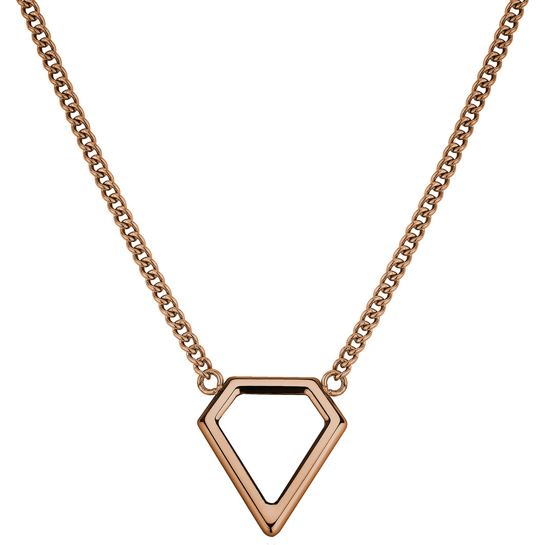 Verleihen Sie jedem Outfit Raffinesse mit der LIEBESKIND BERLIN Halskette - The Iconic von Liebeskind Berlin. Der geometrische, rautenförmige Anhänger an einer minimalistischen Goldkette präsentiert sich elegant auf weißem Grund.