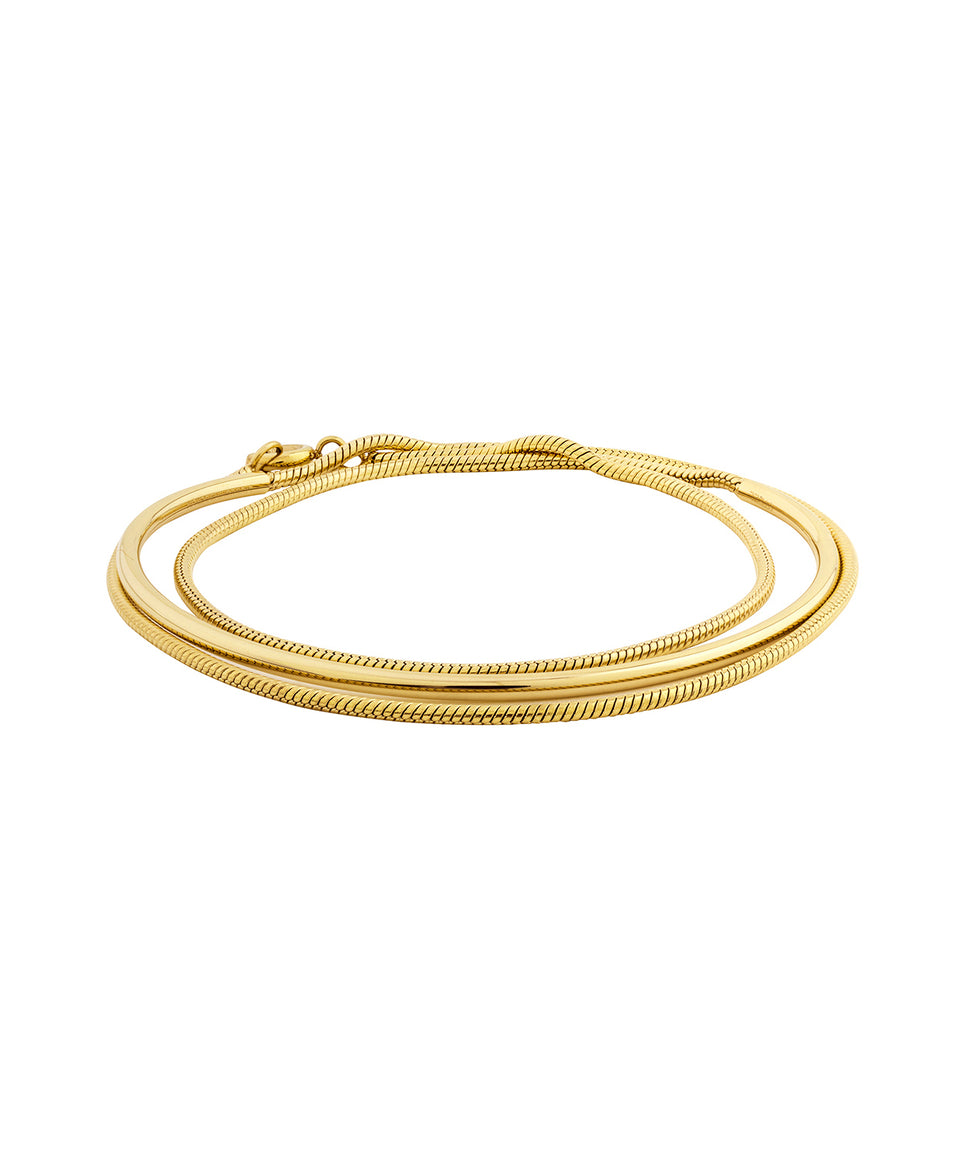 Liebeskind Berlin Armband bestehend aus einem goldenem Armreif und einer goldenen Schlangenkette im Layeringstyle; Produktbild