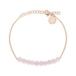 Liebeskind Berlin Armband bestehend aus einer roségoldenen Kette und einem Bead Mix aus Halbedelsteinen; Produktbild