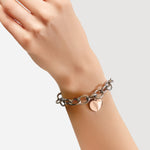 Liebeskind Berlin Armband - Chunky Heart; grobe Gliederkette mit Herzanhänger; bicolor Tragebild