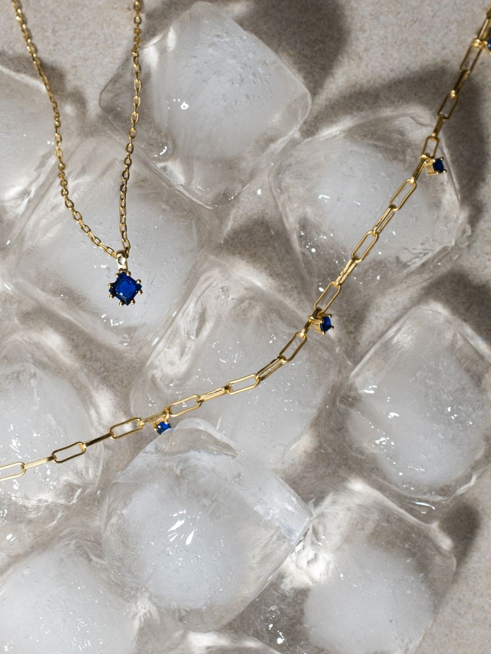 Tamaris Silver Collection auf Eiswürfeln