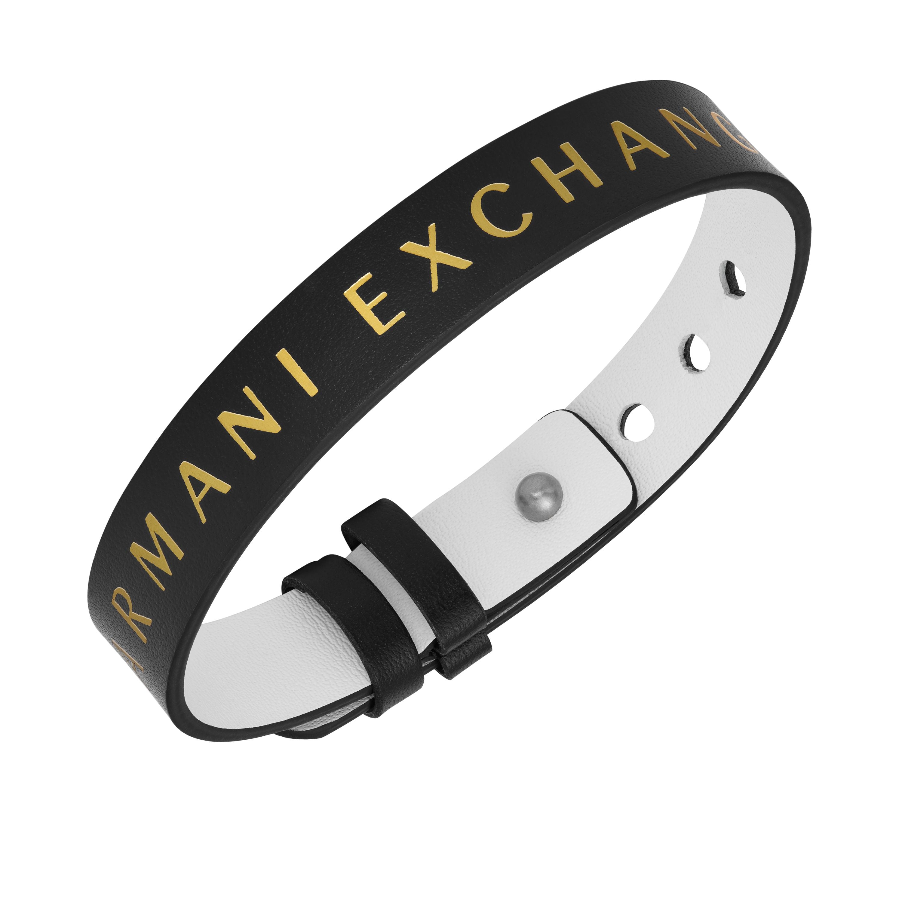 Armani Exchange Armband bestehend aus einem schwarzen Lederband mit goldenem Logo-Schriftzug; Produktbild