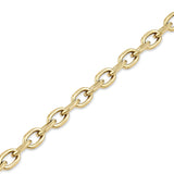 Nahaufnahme einer goldenen, ovalen Halskette -COPENHAGEN STUDIOS Halskette - Basic Chains by Copenhagen Studios, ein auffälliges Schmuckstück auf weißem Hintergrund.