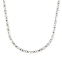 Die COPENHAGEN STUDIOS Halskette - Basic Chains von Copenhagen Studios zeichnet sich durch kleine, runde, silberne Glieder aus - eine dezente, aber elegante Halskette, die sich perfekt zum Lagenlook oder zum Tragen mit kühnen Stücken eignet.
