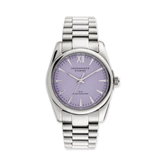 COPENHAGEN STUDIOS Armbanduhr: Diese runde, silberne Armbanduhr von Copenhagen Studios hat ein lavendelfarbenes Zifferblatt, silberne Stundenmarkierungen und ein stilvolles Branding - das perfekte, elegante Accessoire für jedes Outfit.
