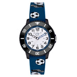 Die Cool Time Kids Armbanduhr - The Cool New Soccer von Cool Time hat eine Fußballgrafik auf dem Armband und große schwarze Zahlen auf einem weißen Zifferblatt - das perfekte Geschenk für Fußballfans.