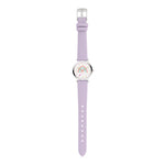 Die Cool Time Kids Armbanduhr - The Cool Lilac Rainbow von Cool Time hat ein lilafarbenes Armband, ein rundes Zifferblatt mit bunten Zahlen und eine silberne Schnalle, die jedem Outfit einen verspielten Stil verleiht.