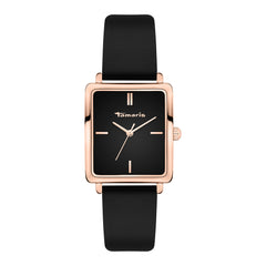 Tamaris Armbanduhr mit schwarzem Zifferblatt, roségoldenen Indizes, eckigem, roségoldenem Gehäuse und schwarzem Echtlederband; Produktbild