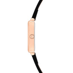 Seitenansicht der Tamaris Armbanduhr - The Square Black mit einem eckigen Gehäuse in Roségold und einem schwarzen Lederarmband von Tamaris auf weißem Hintergrund.