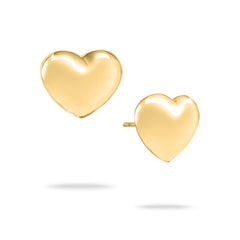 Echtzeit Ohrstecker - Puffy Heart: Diese glänzenden, goldenen Herz-Stecker von Echtzeit sind romantische Statement-Ohrringe und verkörpern zeitlose Eleganz.