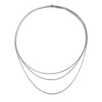 Liebeskind Berlin Halskette bestehend aus einem silbernem Halsreif und einer silbernen Schlangenkette im Layeringstyle; Produktbild