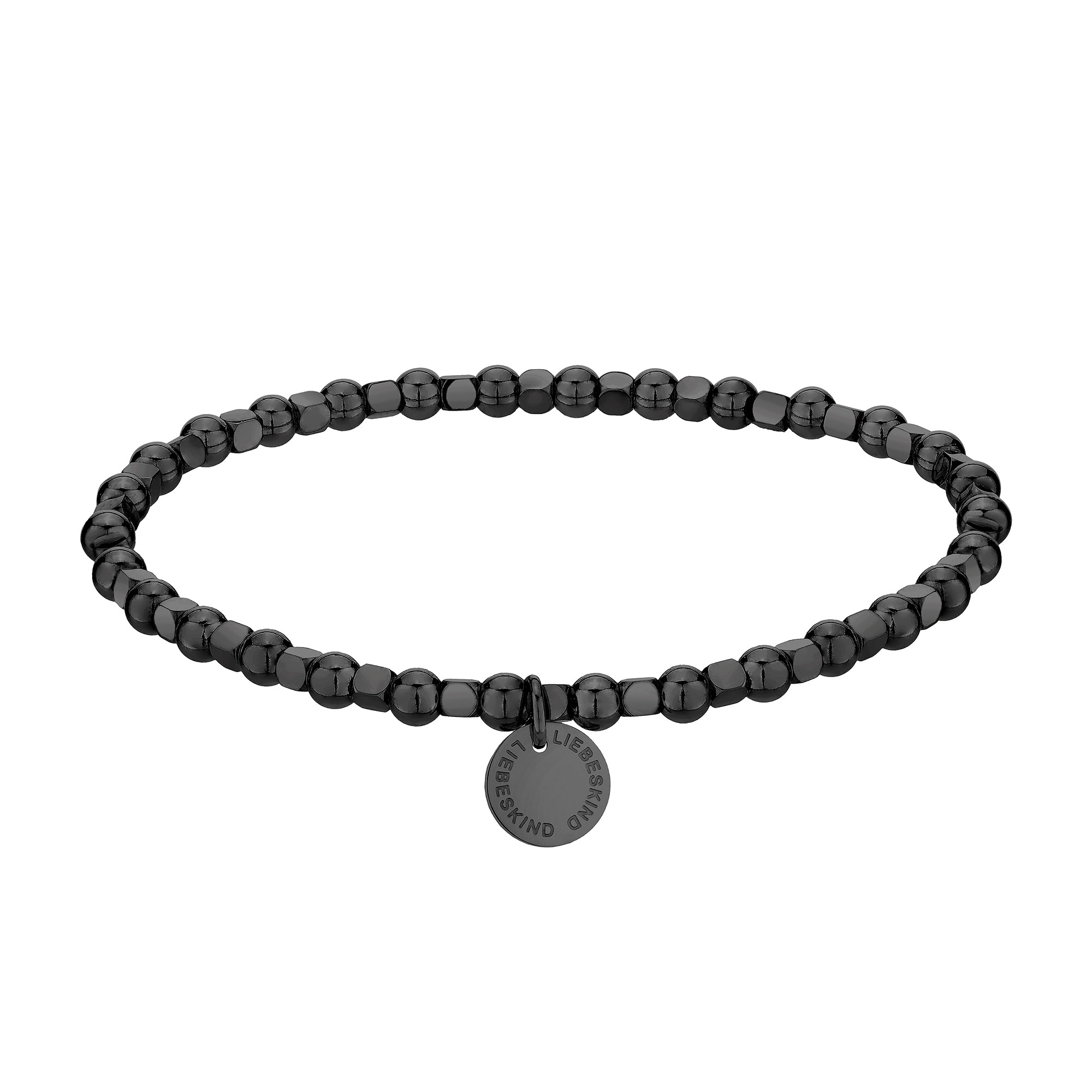 Das LIEBESKIND BERLIN Set - Black Urban von Liebeskind Berlin besteht aus einem perlenbesetzten schwarzen Armband mit einem runden Anhänger, der auf einem schlichten weißen Hintergrund präsentiert wird.