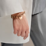 Liebeskind Berlin Armband - Chunky Heart; grobe Gliederkette mit Herzanhänger; roségold Tragebild