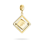 Goldener Liebeskind Berlin Charm mit drehbarem Plättchen, graviertem Schütze-Zodiac-Symbol auf der einen und Logoschriftzug auf der anderen Seite; Produktbild