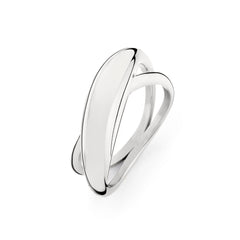 Der LIEBESKIND BERLIN Ring - The Twisted Organic (Größe 58) von Liebeskind Berlin zeichnet sich durch ein poliertes, geschwungenes, überlappendes Design mit modernem, organischem Stil aus.