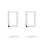 Ein Paar LIEBESKIND BERLIN Creole - Sparkling Link Ohrringe von Liebeskind Berlin, mit einem minimalistischen silbernen Reifendesign auf weißem Hintergrund.