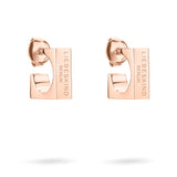 Die LIEBESKIND BERLIN Creole - Urban Chic Ohrringe von Liebeskind Berlin sind stylische, rechteckige Ohrstecker aus Roségold mit Gravur auf der Vorderseite - ein Must-Have für jede Schmuckliebhaberin.