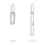 Der LIEBESKIND BERLIN Ohrhänger - Special Link von Liebeskind Berlin besteht aus zwei nicht zusammenpassenden Silberohrringen mit ovalen Kettengliedern, die ineinander greifen und eine einzigartige Ergänzung für jede Schmucksammlung darstellen.