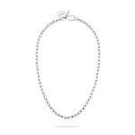 LIEBESKIND BERLIN Halskette - Der doppelte Anhänger: Silberne ovale Gliederkette mit rundem Anhänger von Liebeskind Berlin, idealer Damen Schmuck, abgebildet auf weißem Hintergrund.