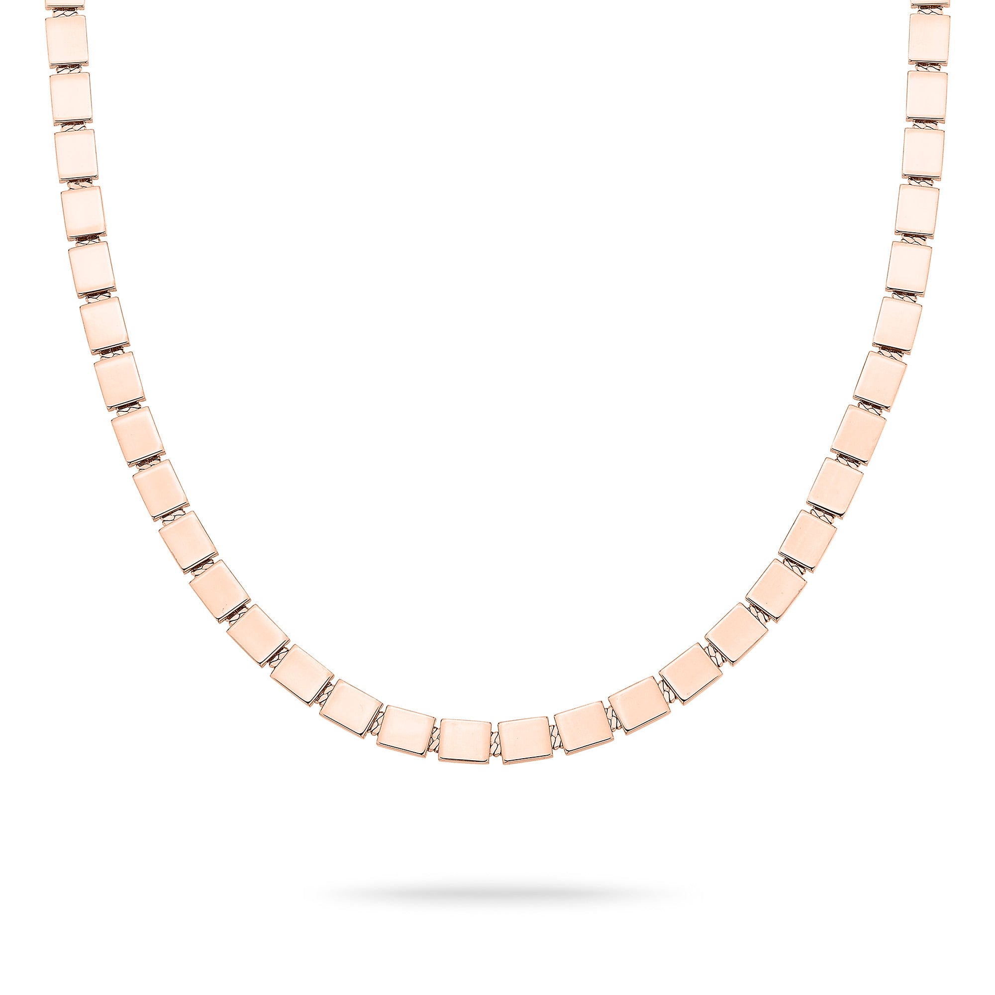 Die LIEBESKIND BERLIN Halskette - Plates von Liebeskind Berlin ist eine roségoldene Halskette mit quadratischen Gliedern für Damen Schmuck, die auf einem weißen Hintergrund mit einem weichen Schatten darunter abgebildet ist.