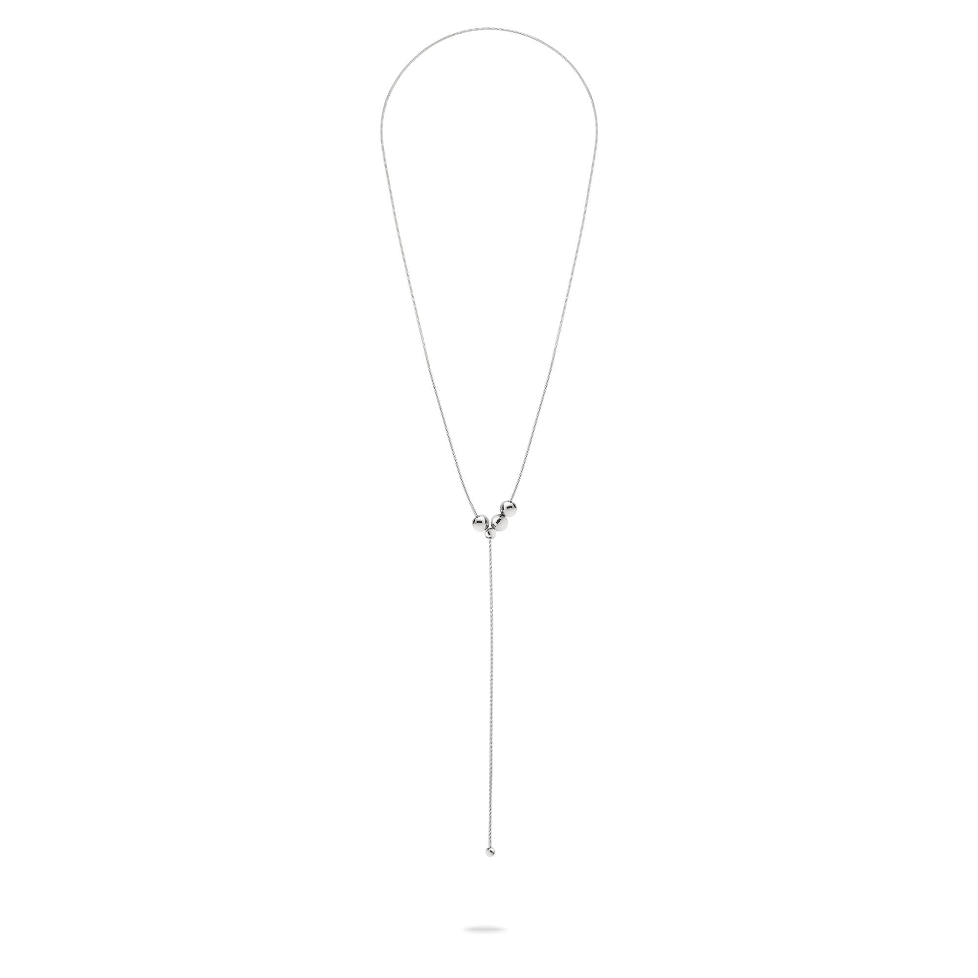 Die LIEBESKIND BERLIN Halskette - Steel Ball ist eine zarte, silberne Y-Kette mit Perlendetails, perfekt als dezentes Statement-Stück von Liebeskind Berlin.