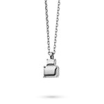 Die LIEBESKIND BERLIN Halskette - Steel Diamond von Liebeskind Berlin besteht aus einem Anhänger mit zwei übereinanderliegenden geometrischen Formen in Diamantoptik an einer eleganten silbernen Edelstahlkette, die auf einem schlichten weißen Hintergrund abgebildet ist.