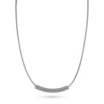 Die LIEBESKIND BERLIN Halskette - Twist von Liebeskind Berlin zeigt einen silbernen Spiralanhänger an einer schlanken Schlangenkette, die sich schön vor einem weißen Hintergrund präsentiert.