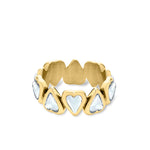 Der Ring LIEBESKIND BERLIN - Glasherz in 52 von Liebeskind Berlin ist mit seinem abwechselnden Herzdesign aus Gold und Silber ein außergewöhnliches Accessoire für Fans von einzigartigem Schmuck.