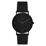 Liebeskind Berlin Armbanduhr mit schwarzem Zifferblatt aus Leder und vier Nähten als Indizes, schwarzen Zeigern, schwarzem Gehäuse und braunem Lederband; Produktbild