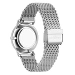 Liebeskind Berlin Armbanduhr im minimalistischen, skandinavischen Design mit grauem Zifferblatt, silbernem Gehäuse und silbernem Meshband; Rückansicht